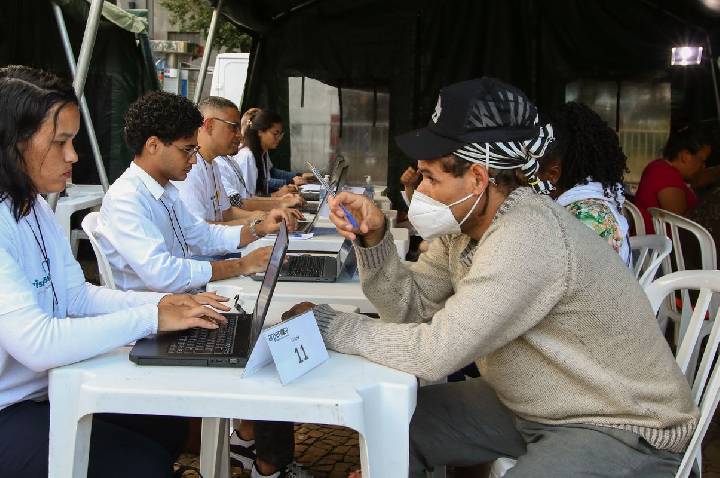 Cartórios de todo o Brasil fazem mutirão de registro civil esta semana