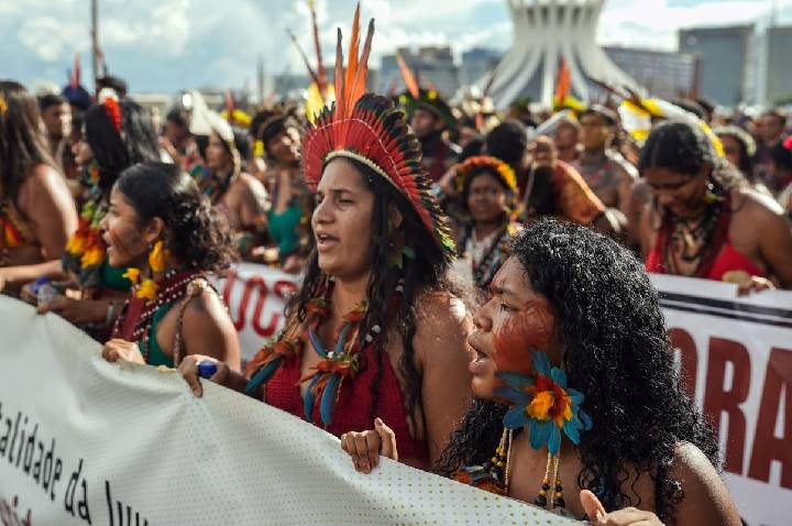 Em carta, indígenas veem avanços, mas cobram demarcações e proteção