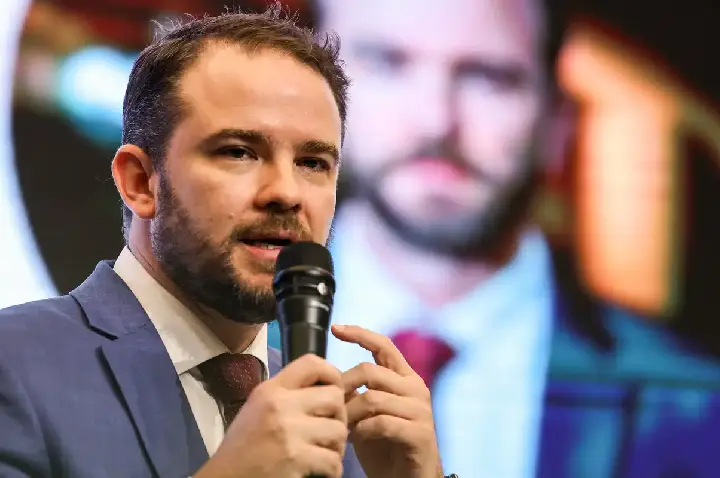 Ministro da Fazenda inicia agenda internacional nos EUA e na Europa