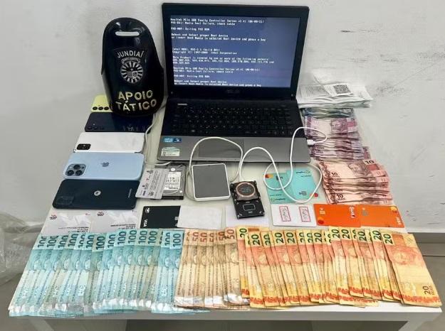 Homens são presos suspeitos de falsificar passagens da CPTM em Jundiaí