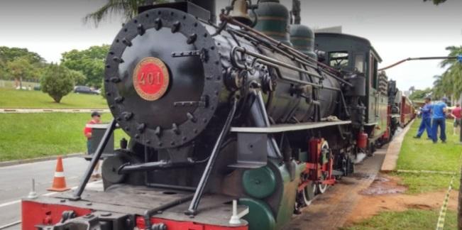 Maria Fumaça, em Campinas, partindo da estação Anhumas até Tanquinho, em um trajeto de 12 km.