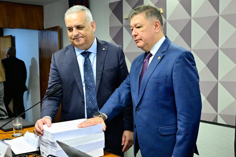 CPMI do INSS começa a analisar relatório com pedido de indiciamento de 218 pessoas